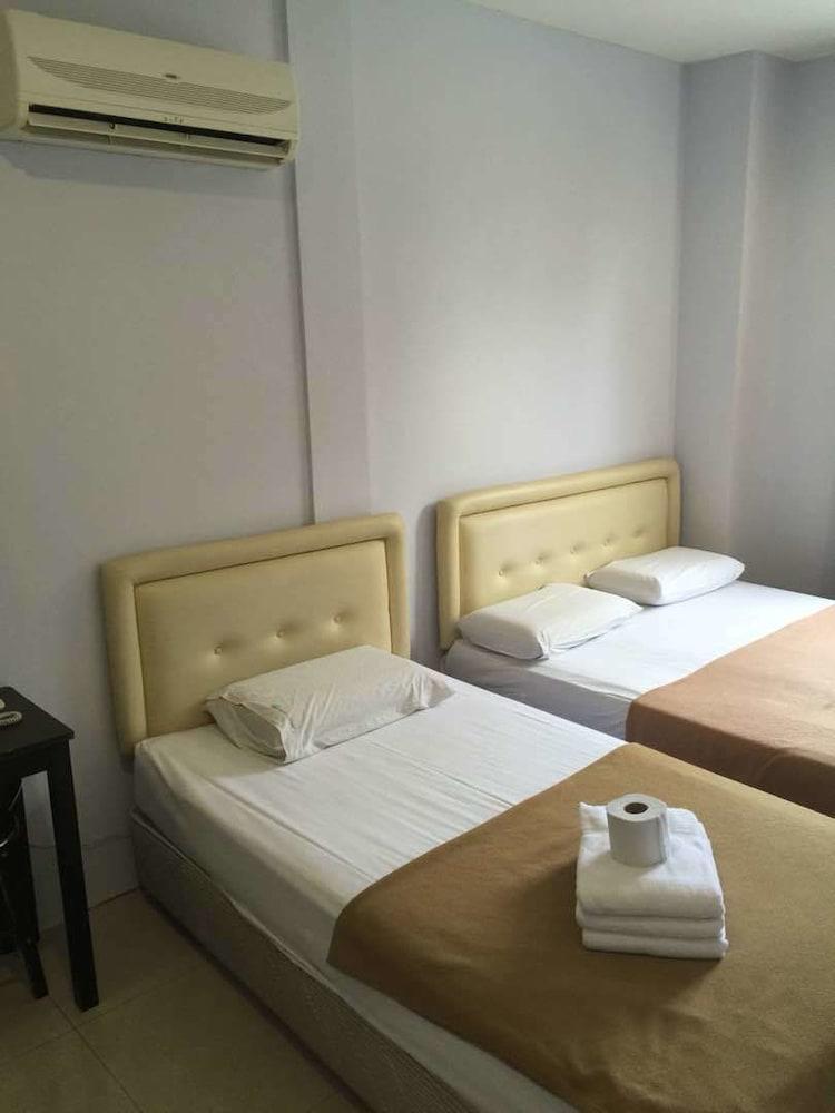 Rafayeh Hotel Seremban Exteriör bild