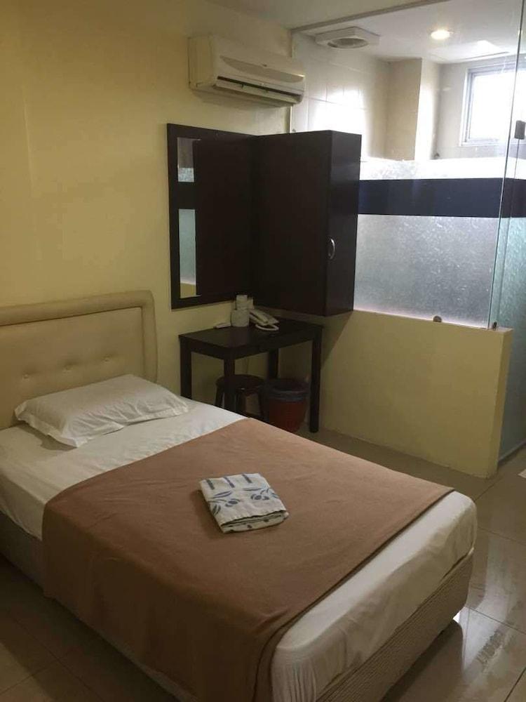 Rafayeh Hotel Seremban Exteriör bild