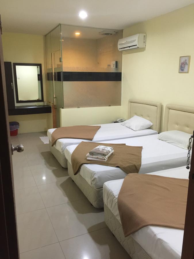 Rafayeh Hotel Seremban Exteriör bild